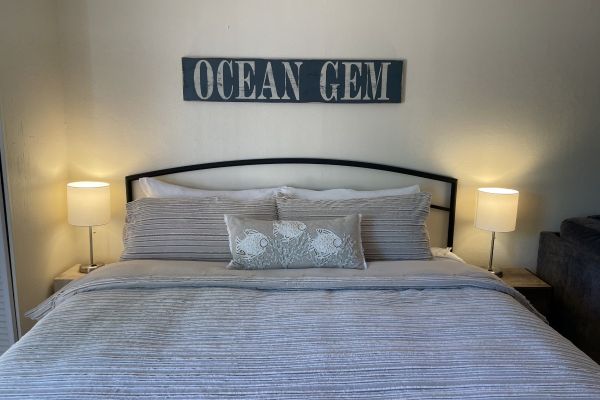 2 Bedroom / 1 Bath